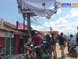 Jelang Pemilu 2024, Petugas Gabungan Bersihkan Ribuan APK di Bandung Barat