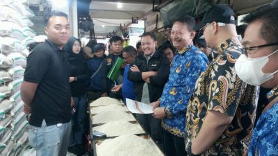 Disperindag KBB Sidak Pasar dan Supermarket Terkait Dugaan Beras Oplosan Premium