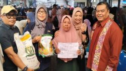 Pemkot Cimahi Salurkan Bantuan Beras dan Minyak Goreng untuk 41 Ribu Warga